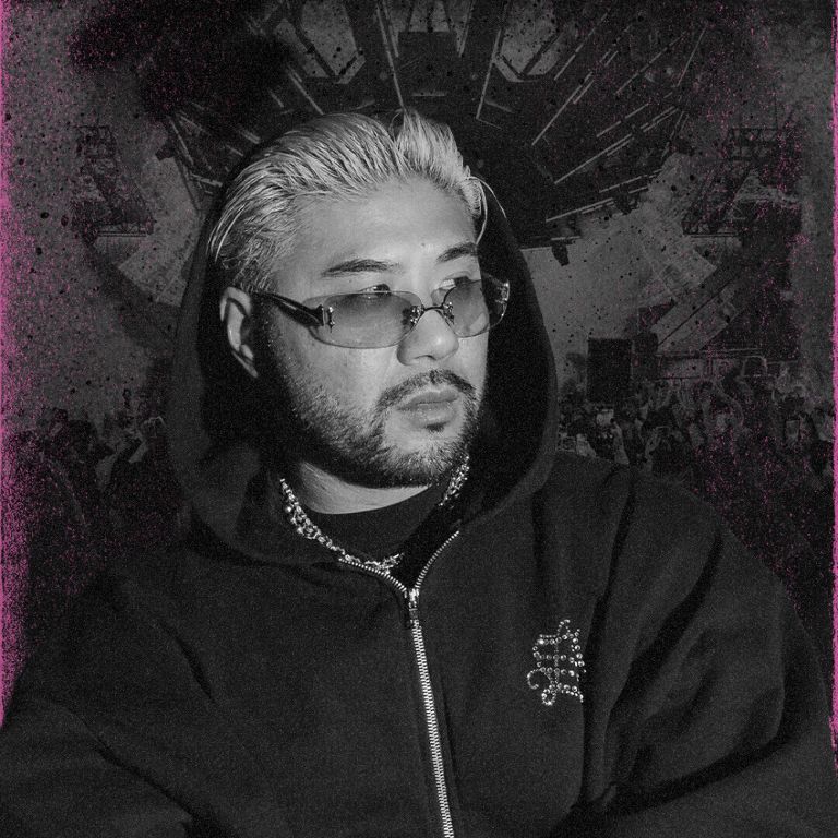 THE PIT with WAX MOTIF