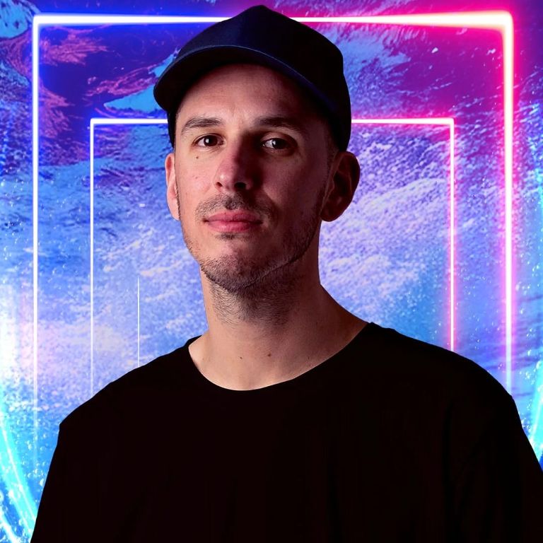 Eric D-Lux - Nighttime Pool Party