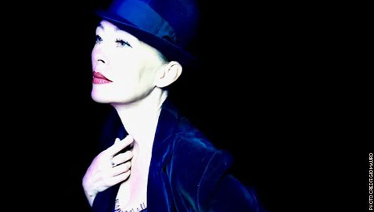 Let's Be Frank: Songs of Sinatra starring Naomi Mauro
