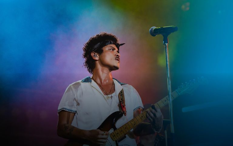Bruno Mars New Year's Eve
